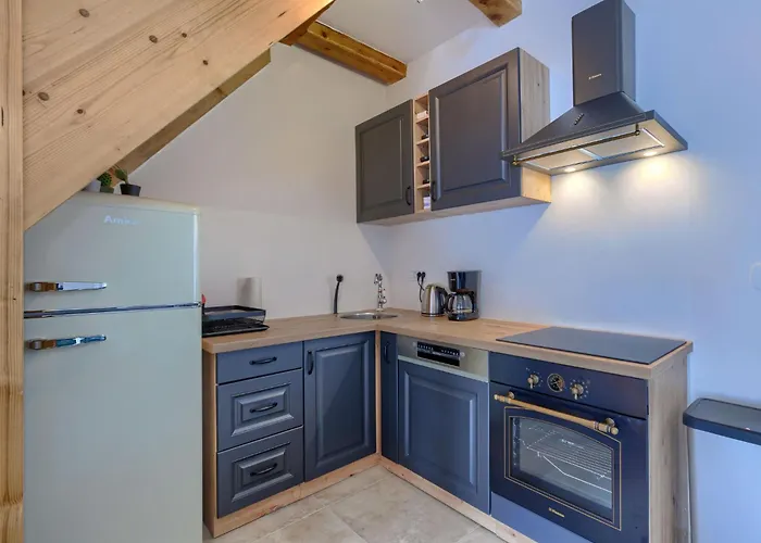 Lucky By Interhome 別荘 ポレッチ