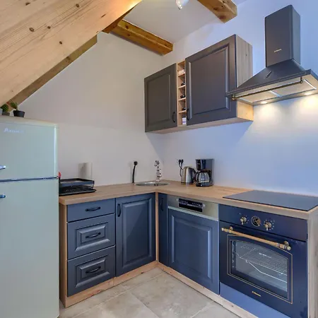 Lucky By Interhome Vakantiehuis Poreč