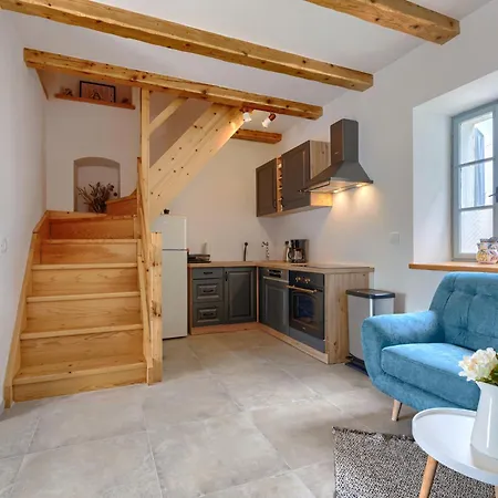 Lucky By Interhome *