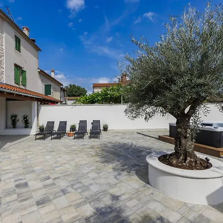 度假居 Lucky By Interhome 波雷奇