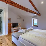 Lucky By Interhome * Porec